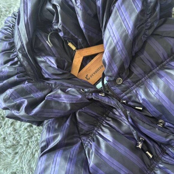 Guess by Marciano Purple Striped Puffer Coat – Down Fill, Size S - Picture 11 of 11